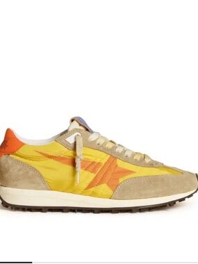 GOLDEN GOOSE STAR PRINTED TRAINERS- size 39